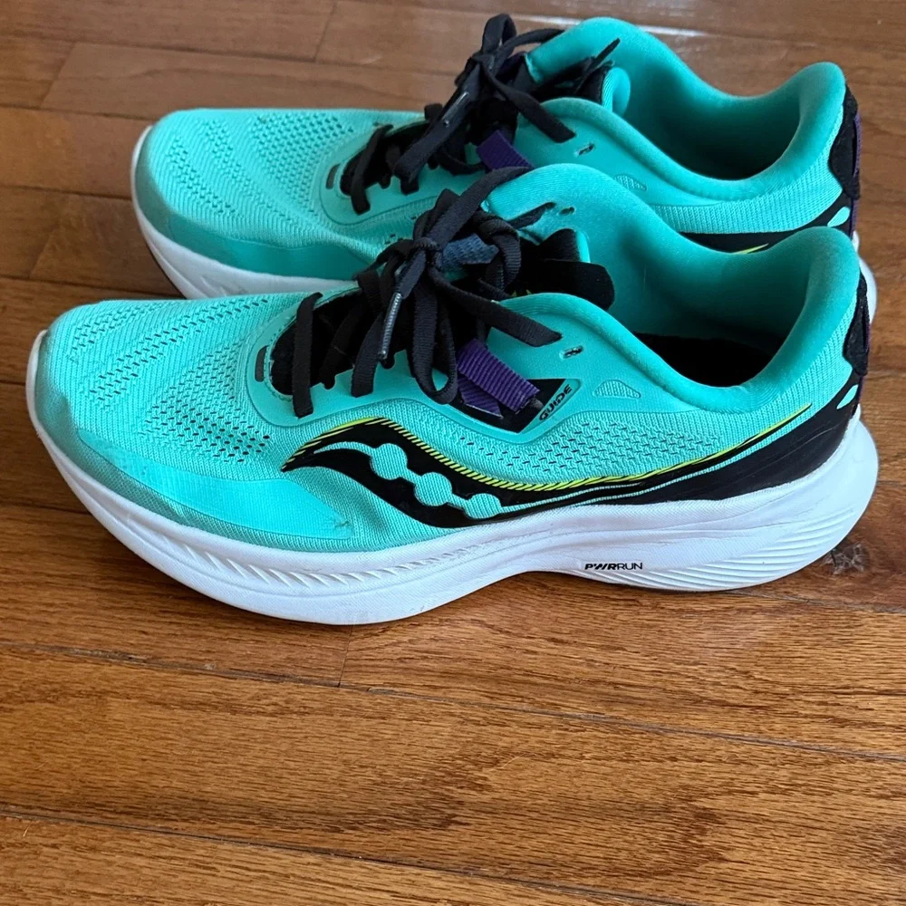 Saucony Women's Aqua Athletic Shoes - Picture 2 of 5